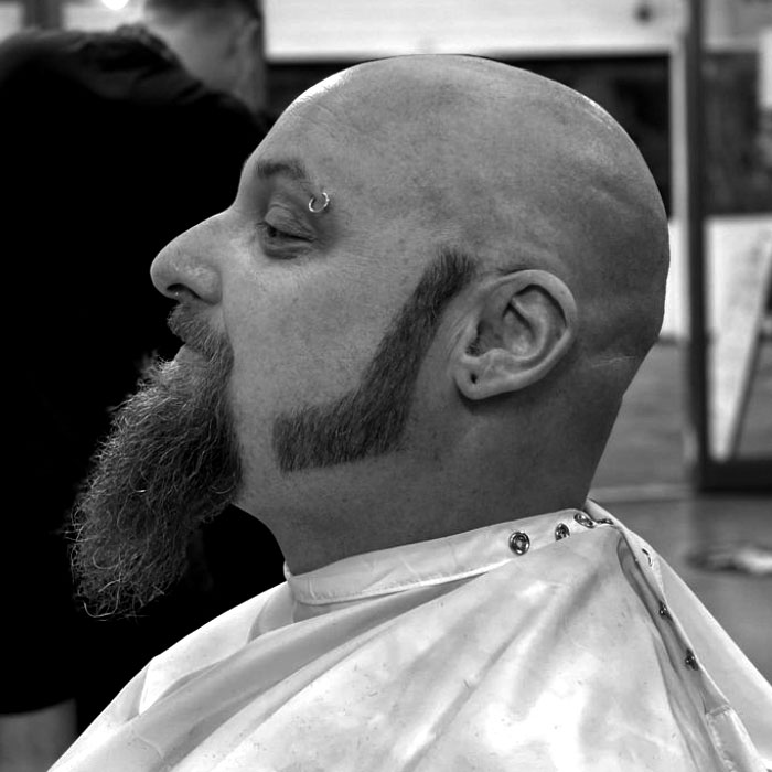 BEARD TRIMMING BEARD TRIMMING